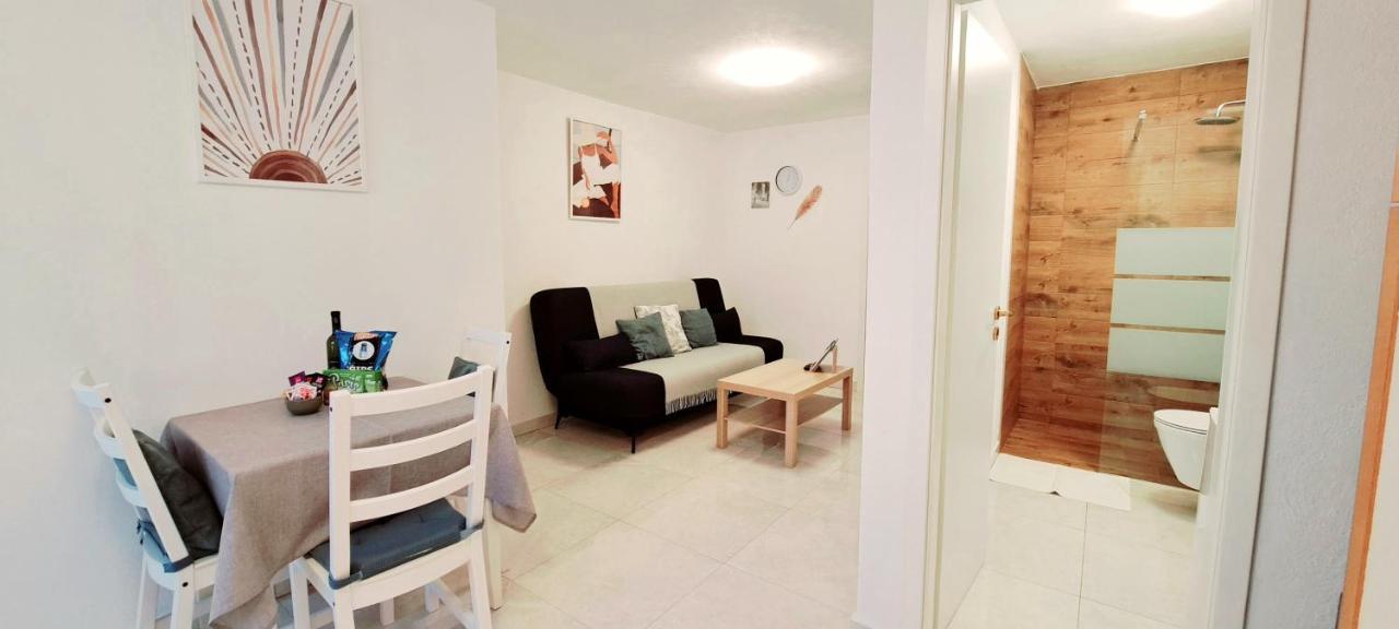 Apartment Ararita Крк Экстерьер фото